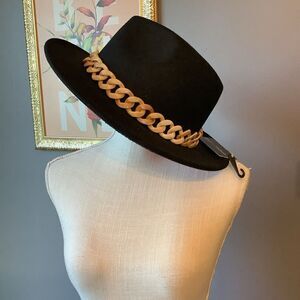 NWT ♥️ Kendall & Kylie Black Felt Hat 🎩